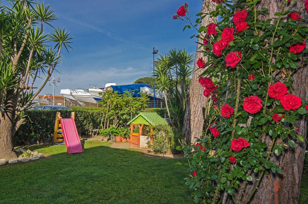 Hotel Eden Cinquale Luaran gambar